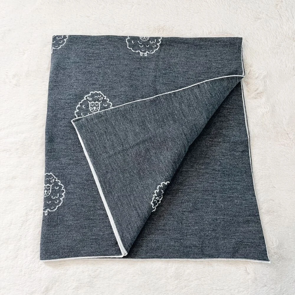 Baby On The Move Reversible Sheep Jacquard Merino Blanket 90 x 100 cm